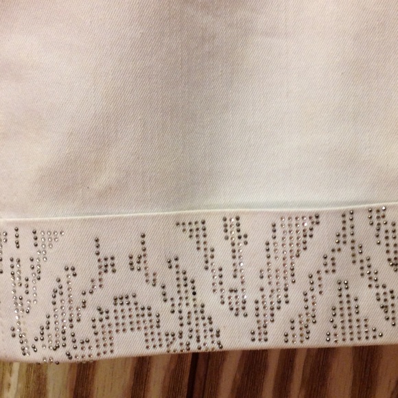 NEW Bling Rhinestone White Jean Capri 1X 2X 3X - Picture 4 of 8